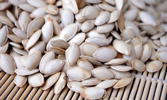 胃炎吃籽瓜吗,胃炎患者适宜食用籽瓜的养生之道